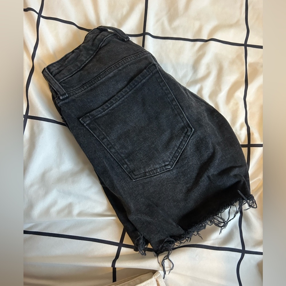 Old Navy Black Jean Shorts !